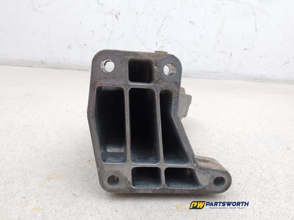 Engine Mounting Bracket 7