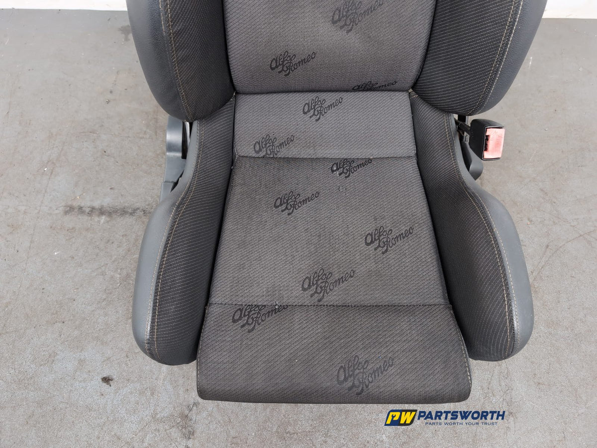 Seat Front RH 7