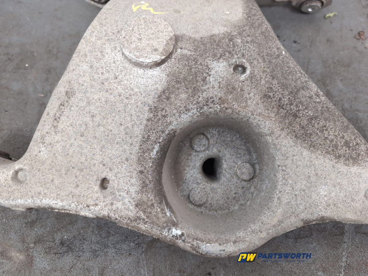 Suspension Arm Rear Wishbone RH 7