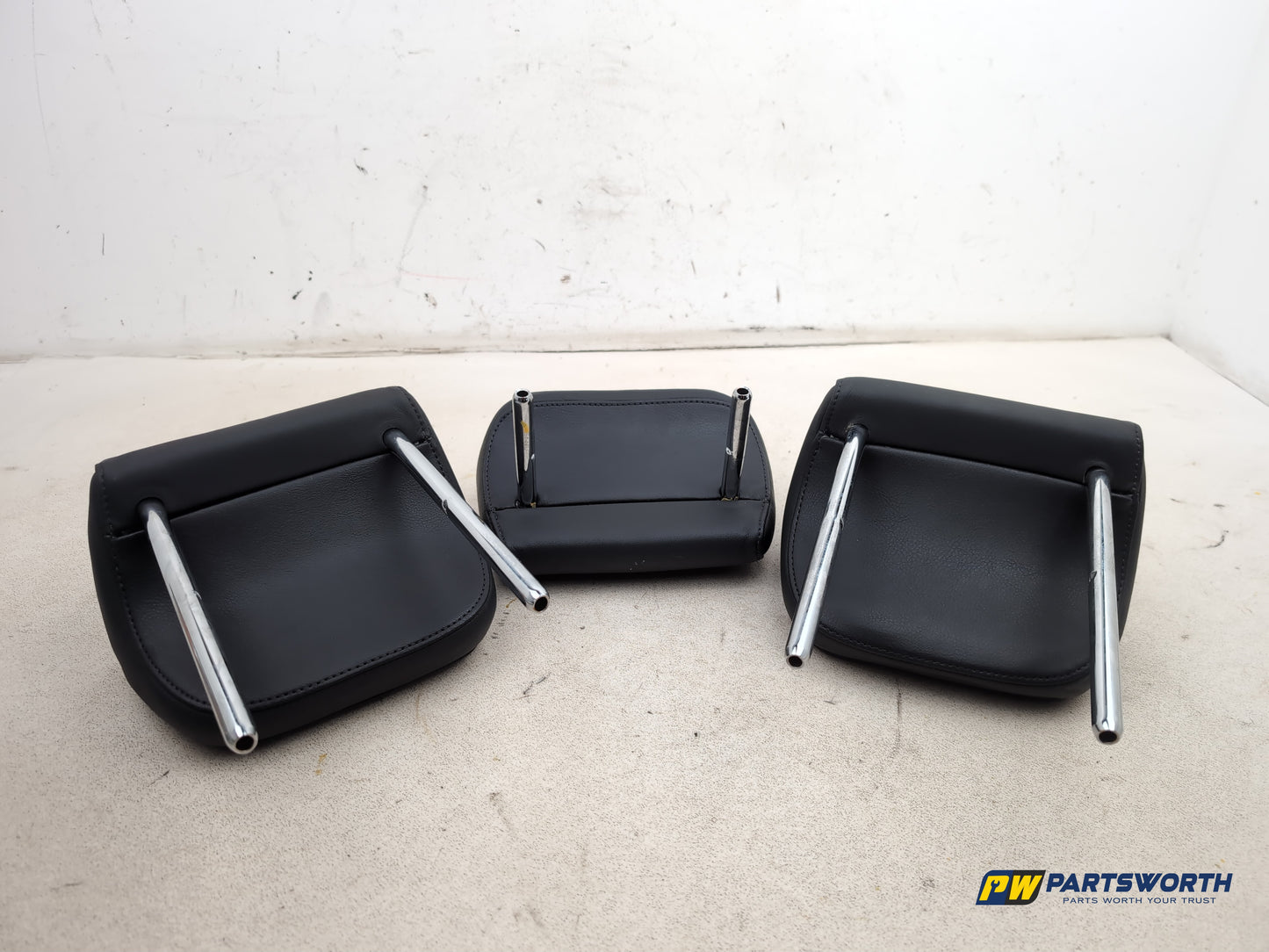 Rear Headrest 8