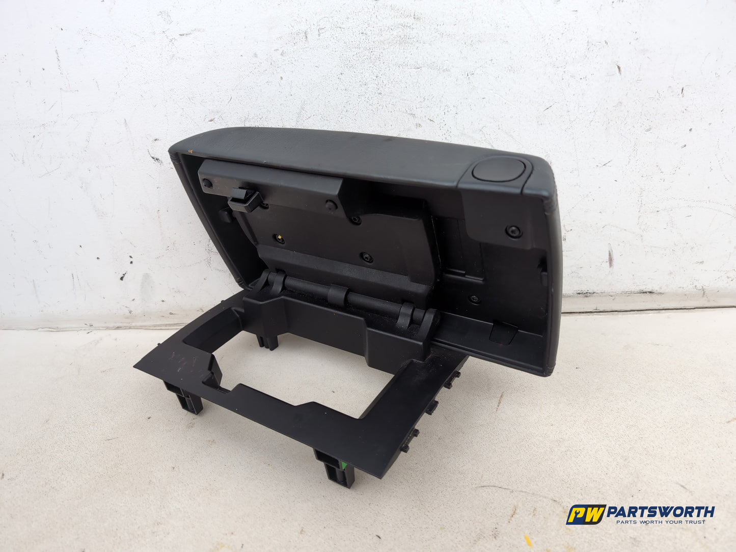 Centre Console Armrest 8