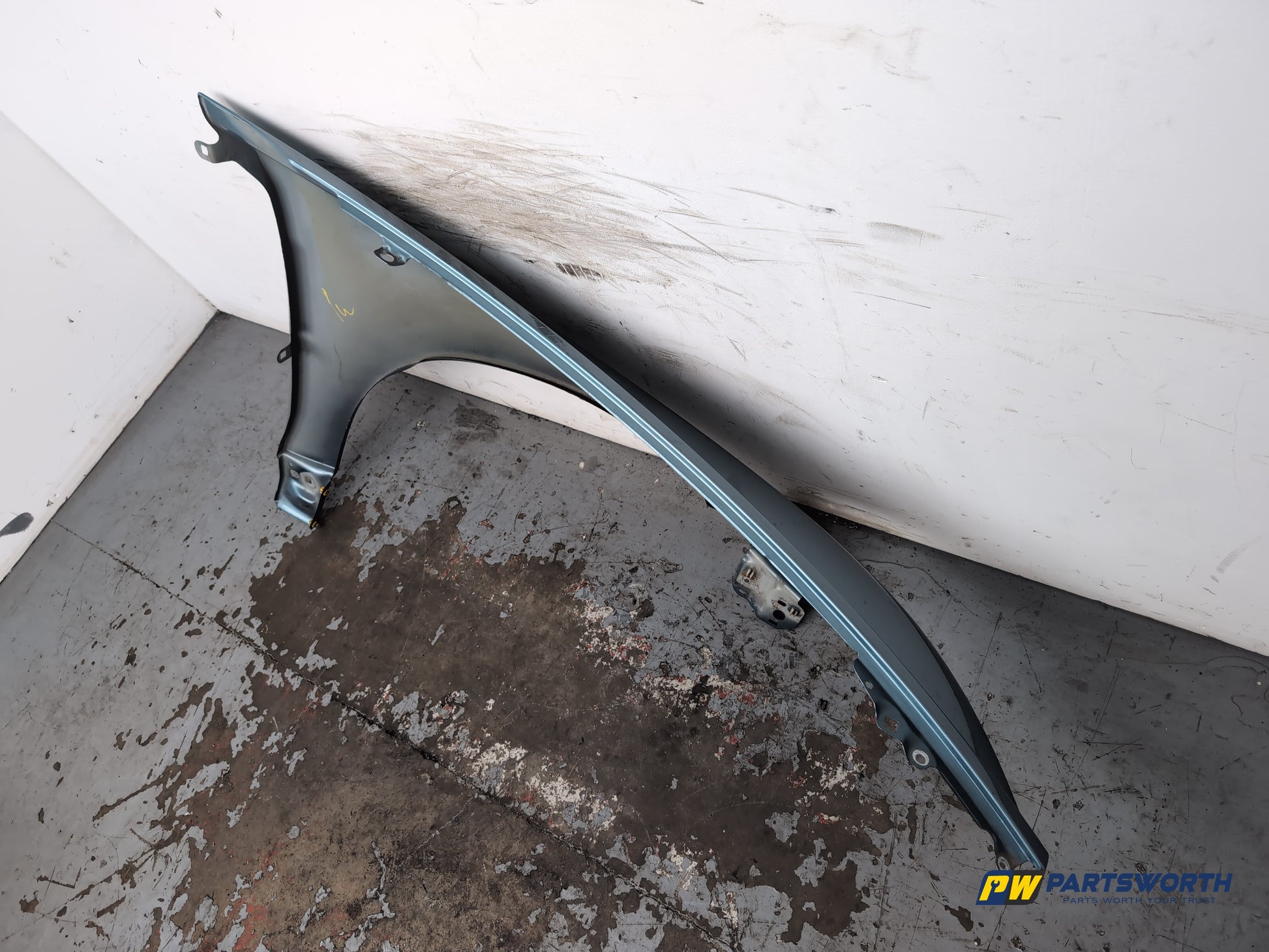 Wing Front LH 8