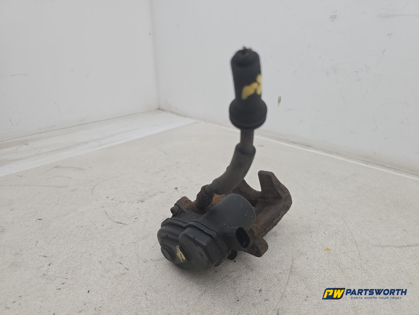 Brake Rear Caliper LH 8