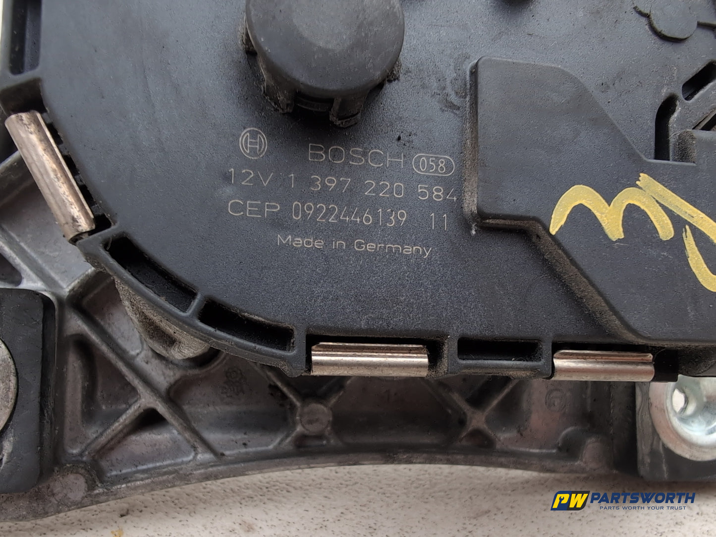 Front Wiper Motor & Mechanism / Linkage 8
