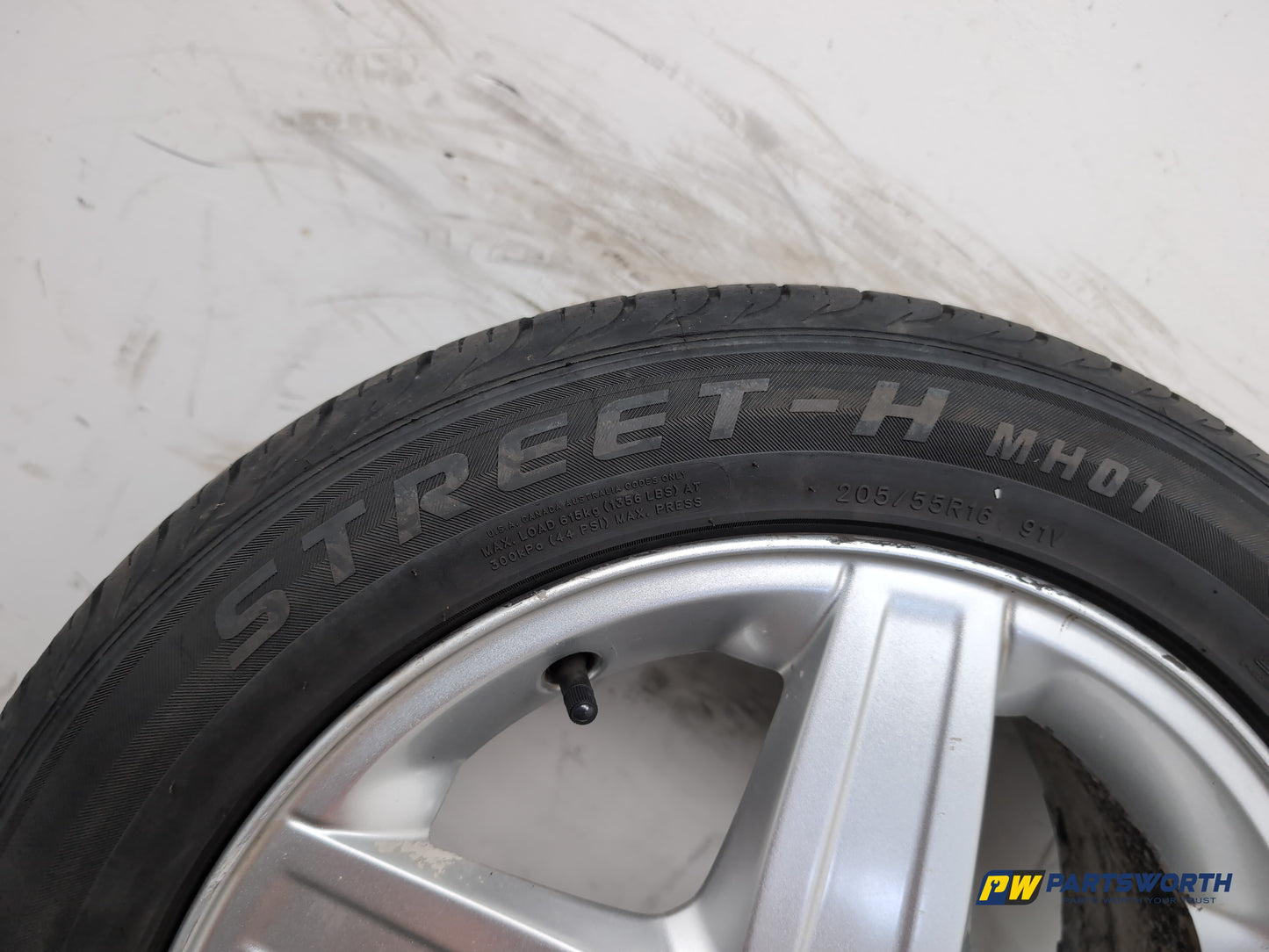 Wheel Road Alloy 8