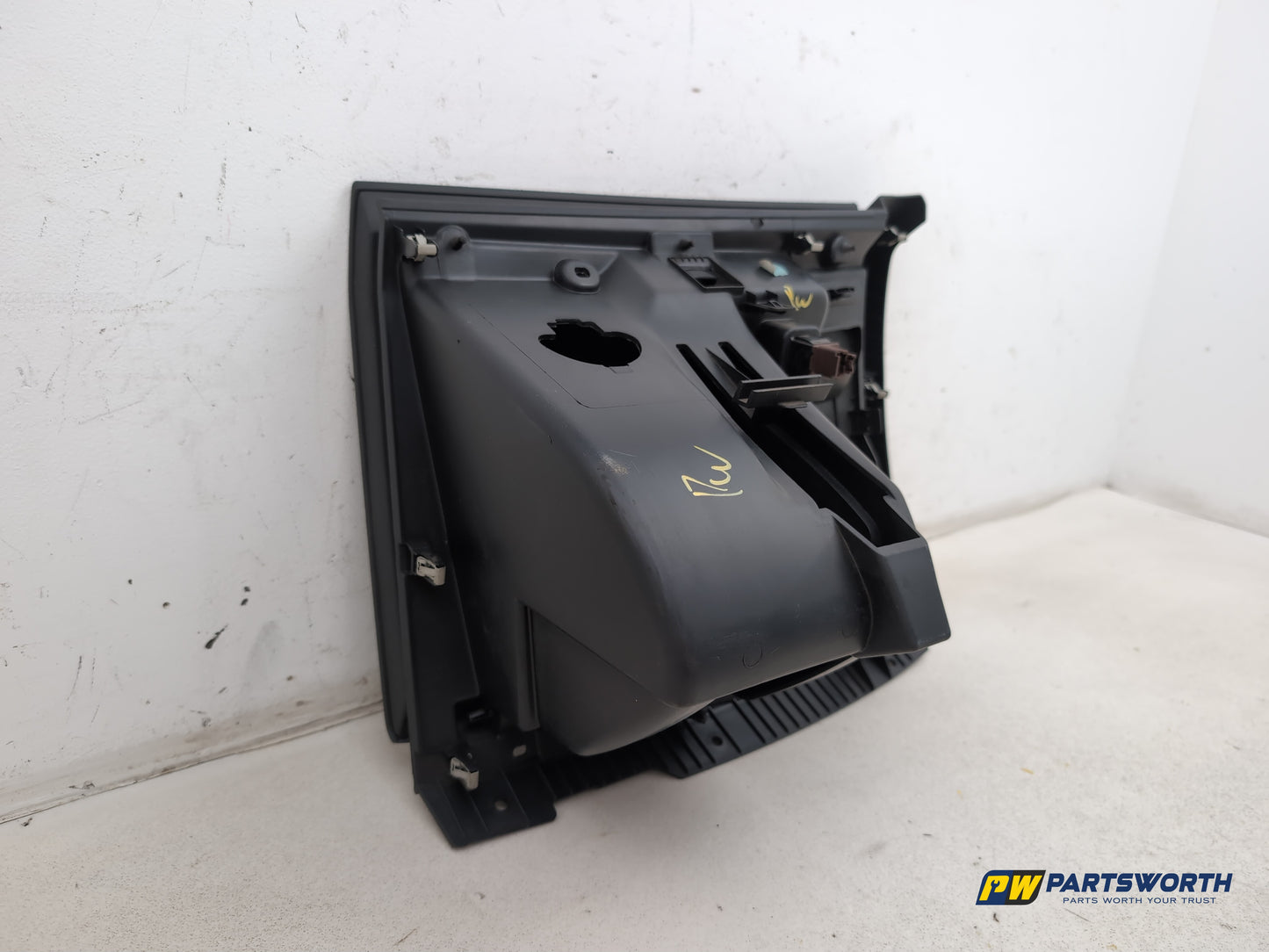 Glove Compartment Assembly 8