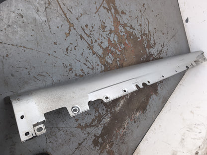 Side Skirt RH 9