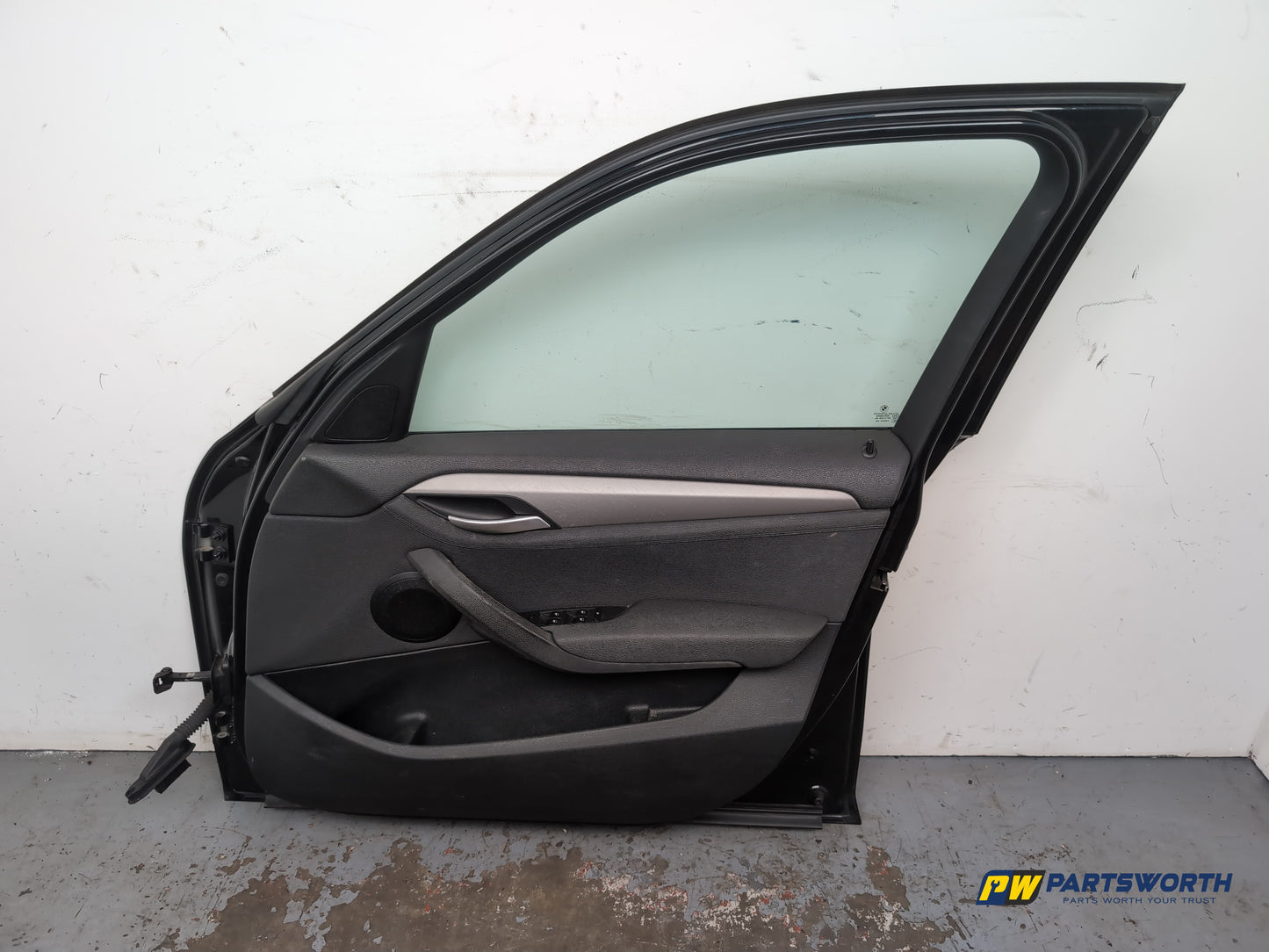 Bmw X1 Xdrive18d M Sport E84 Suv Door Front Rh Driver Side Black Sapphire 475 - photo 8