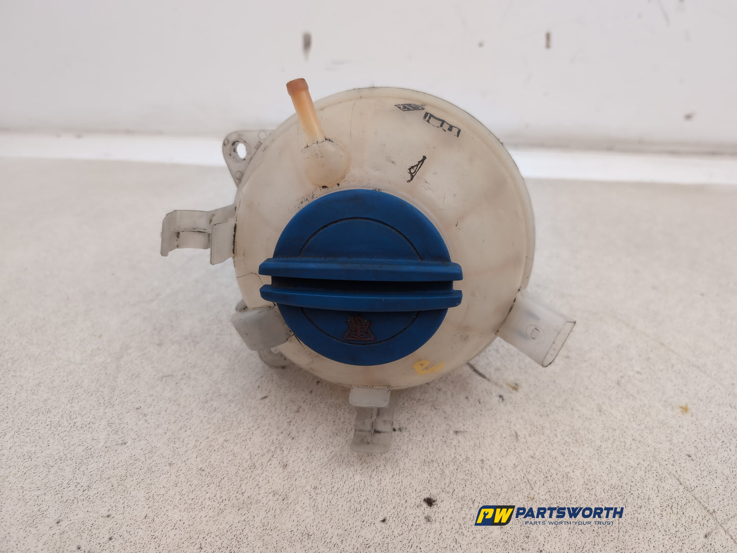 Radiator Expansion Tank 8