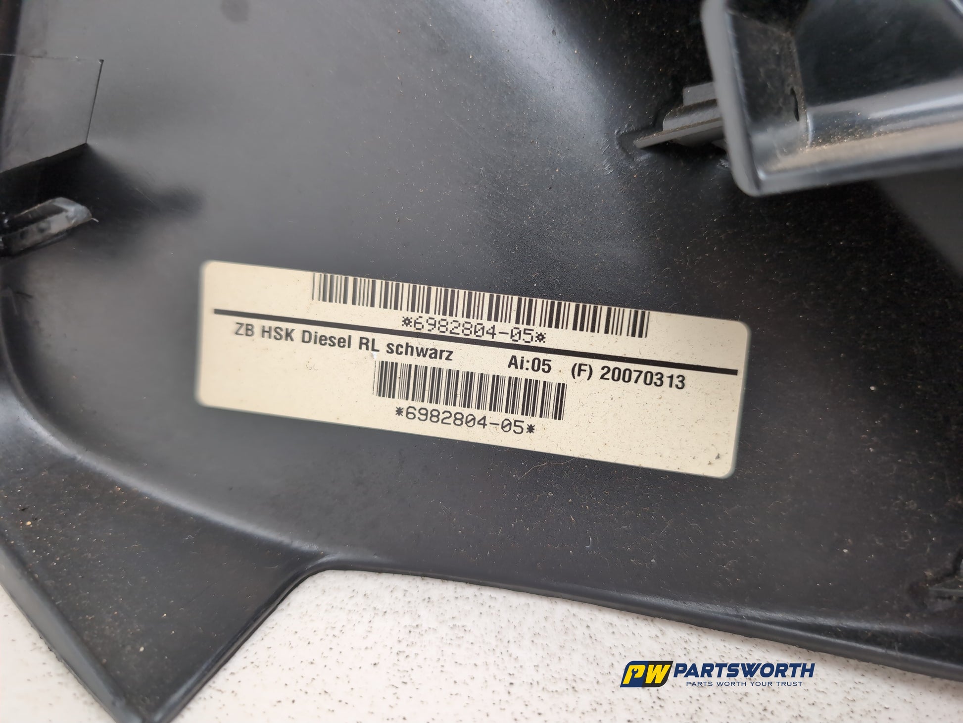 Glove Compartment Assembly 8