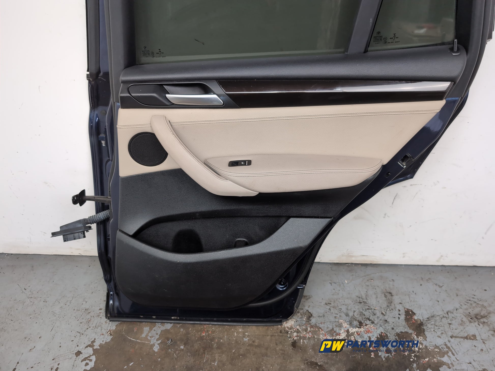 Door Rear RH 8
