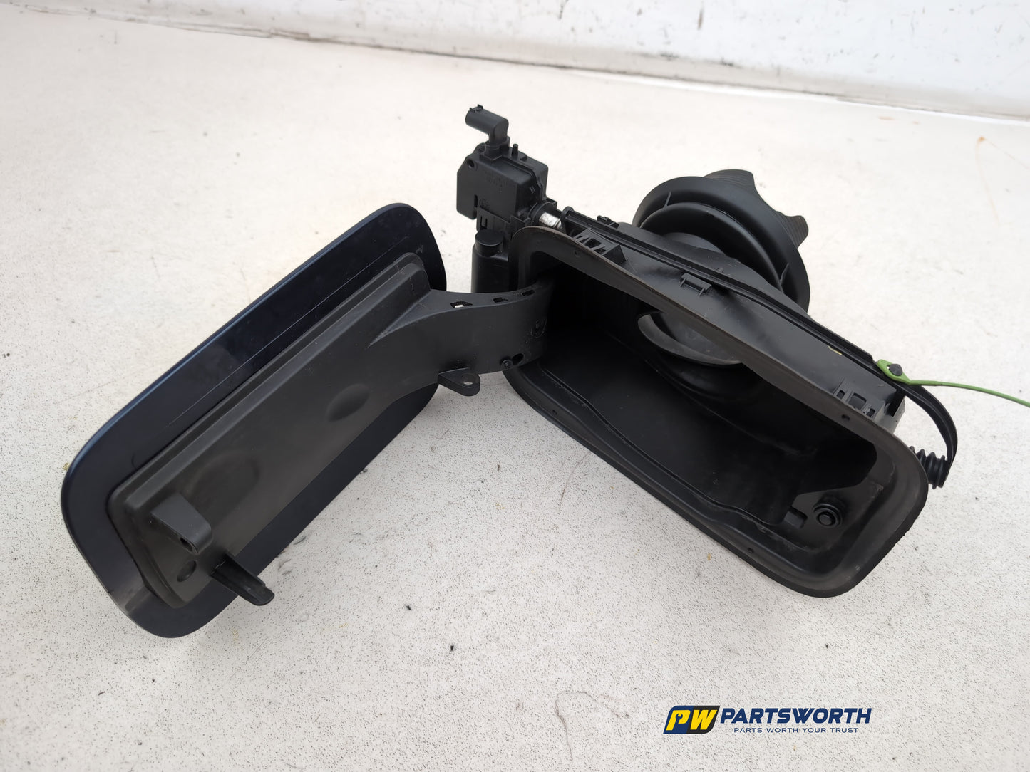 Fuel Filler Flap 8