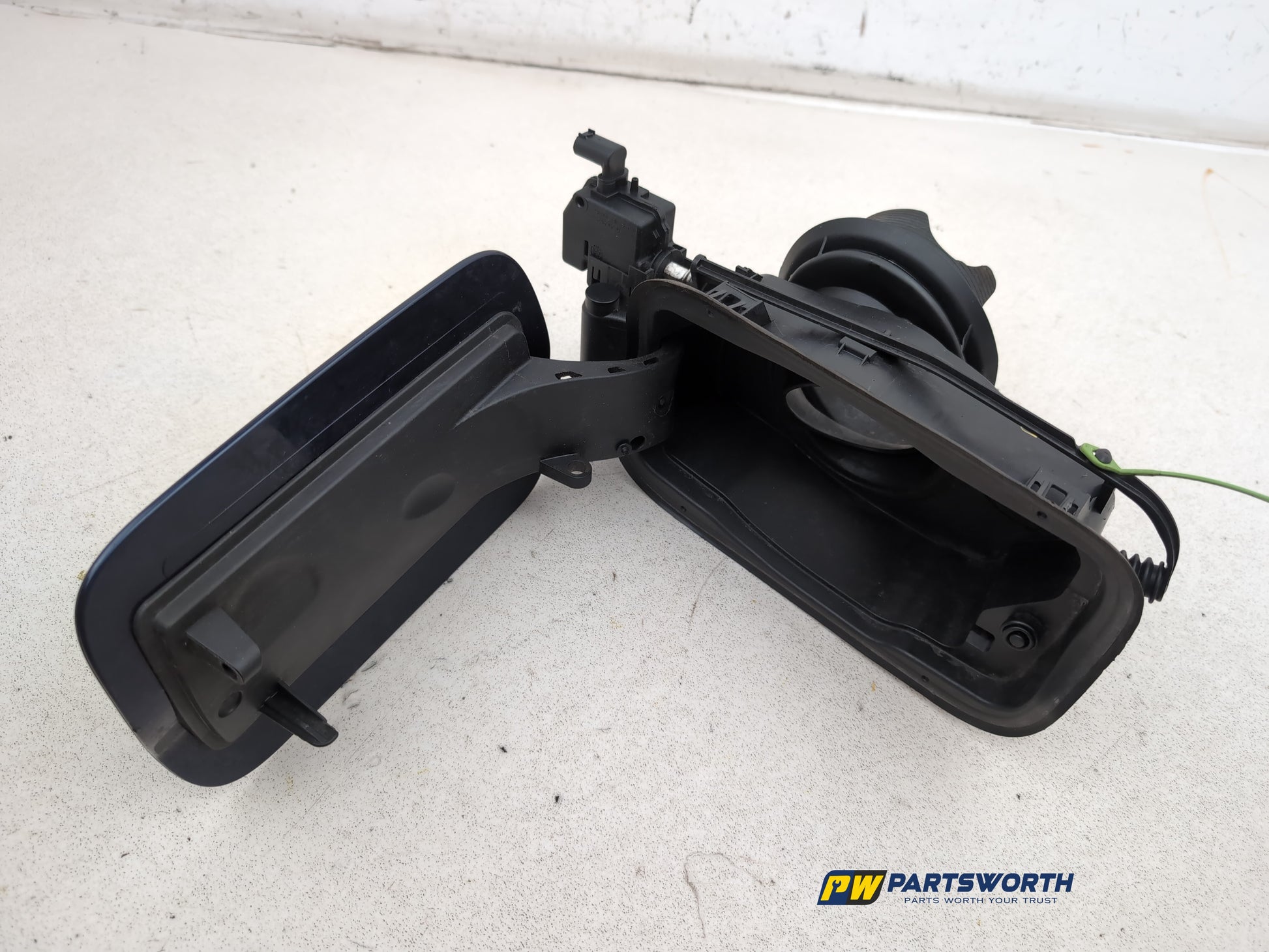 Fuel Filler Flap 8
