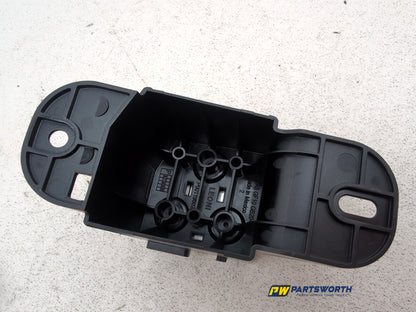 Positive Pole Battery Power Boot Distribution Fuse Box 8