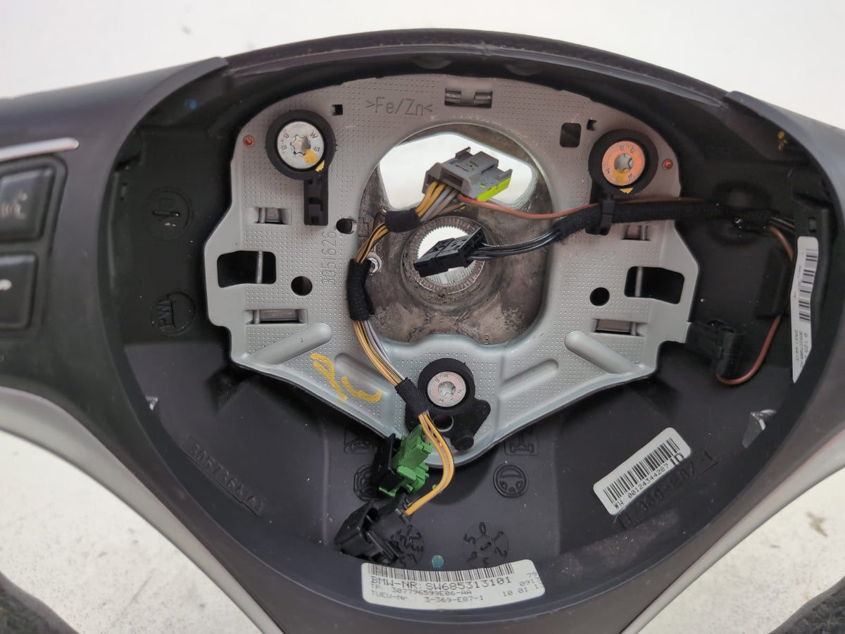 Steering Wheel 8