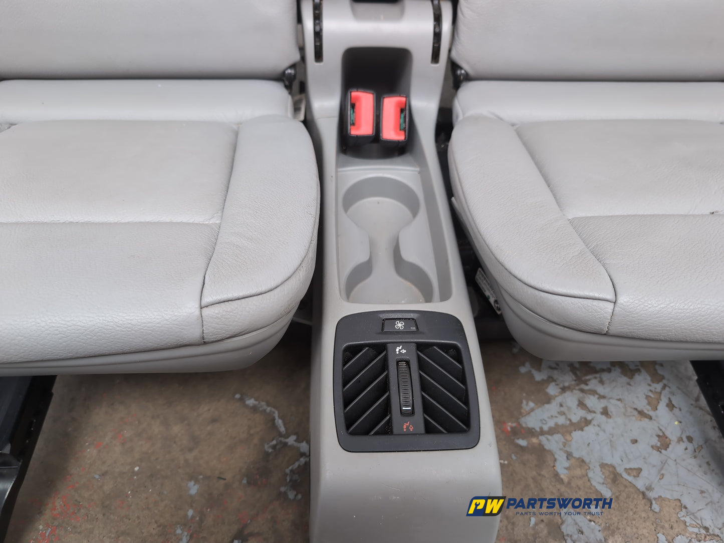 Seat Rear 8