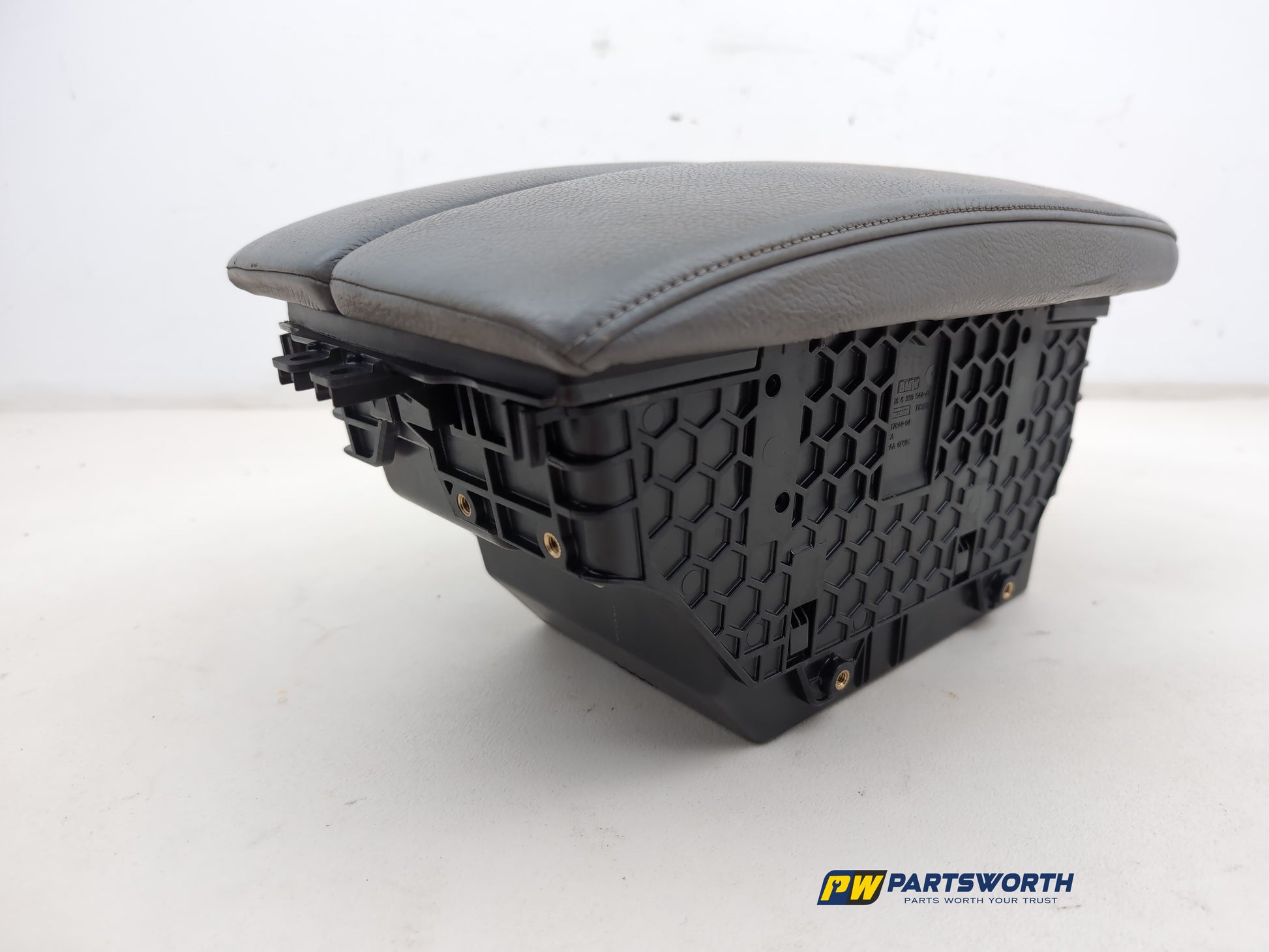 Centre Console Armrest 8