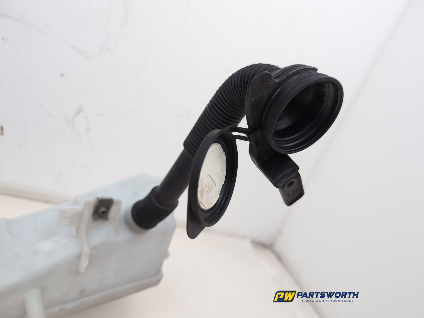 Washer Bottle Windscreen 8