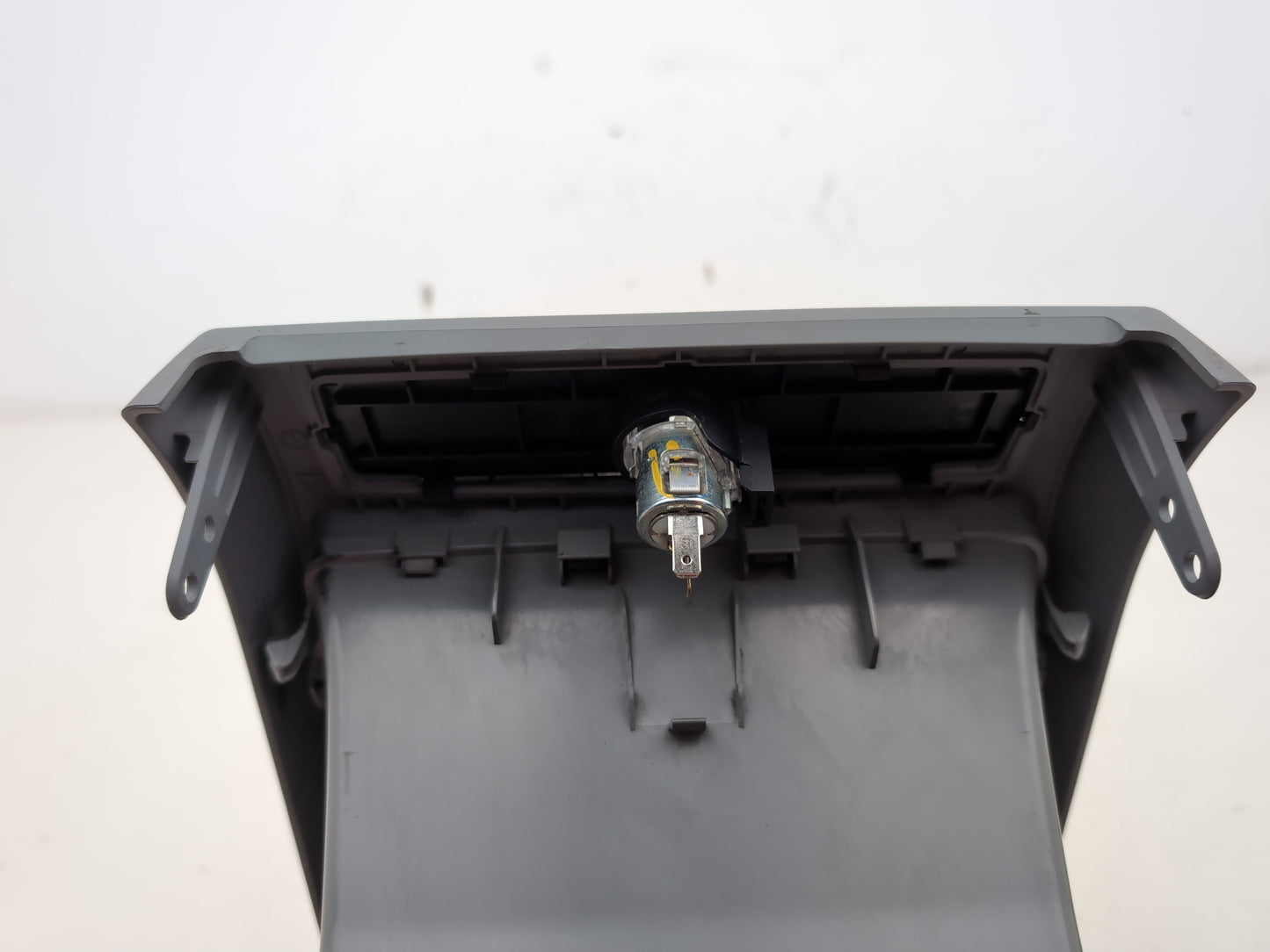 Centre Console Trim  7