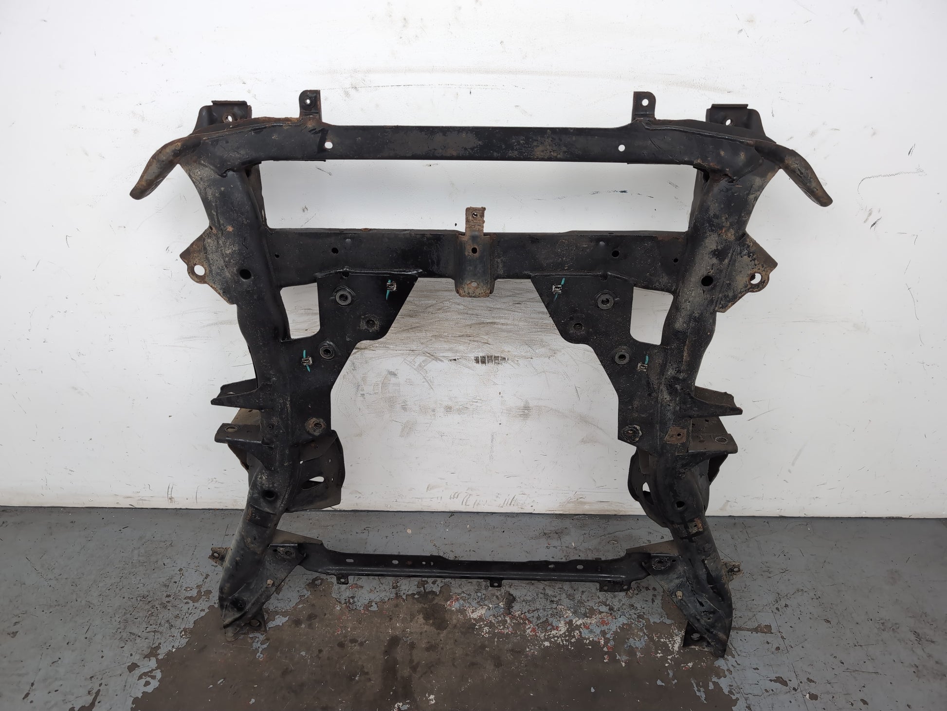 Subframe Front 8