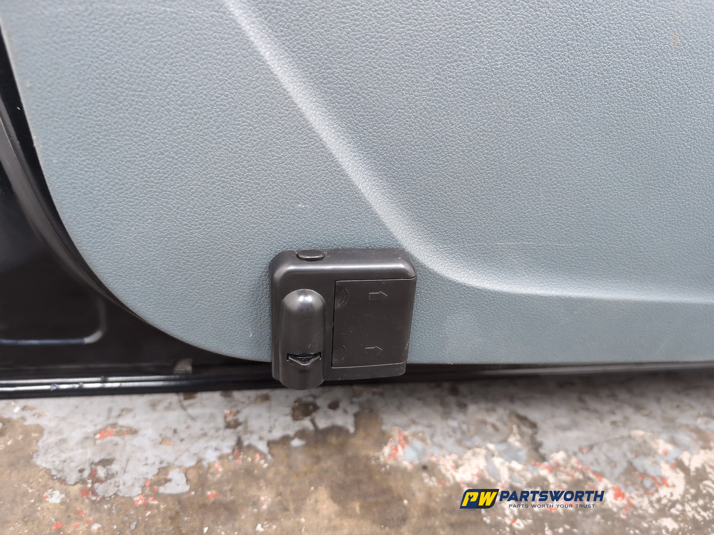 Door Front LH 8