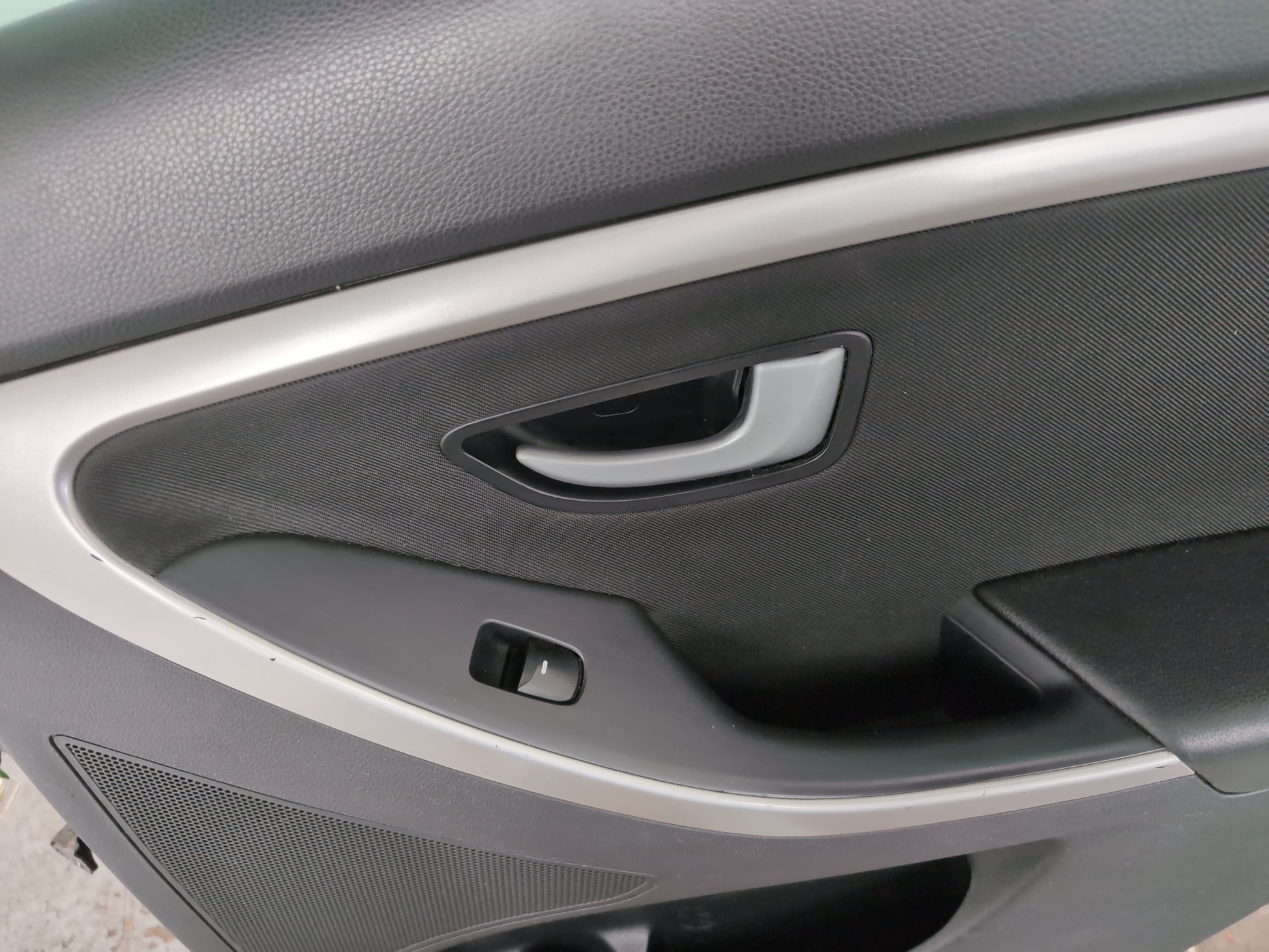 Door Rear RH 8