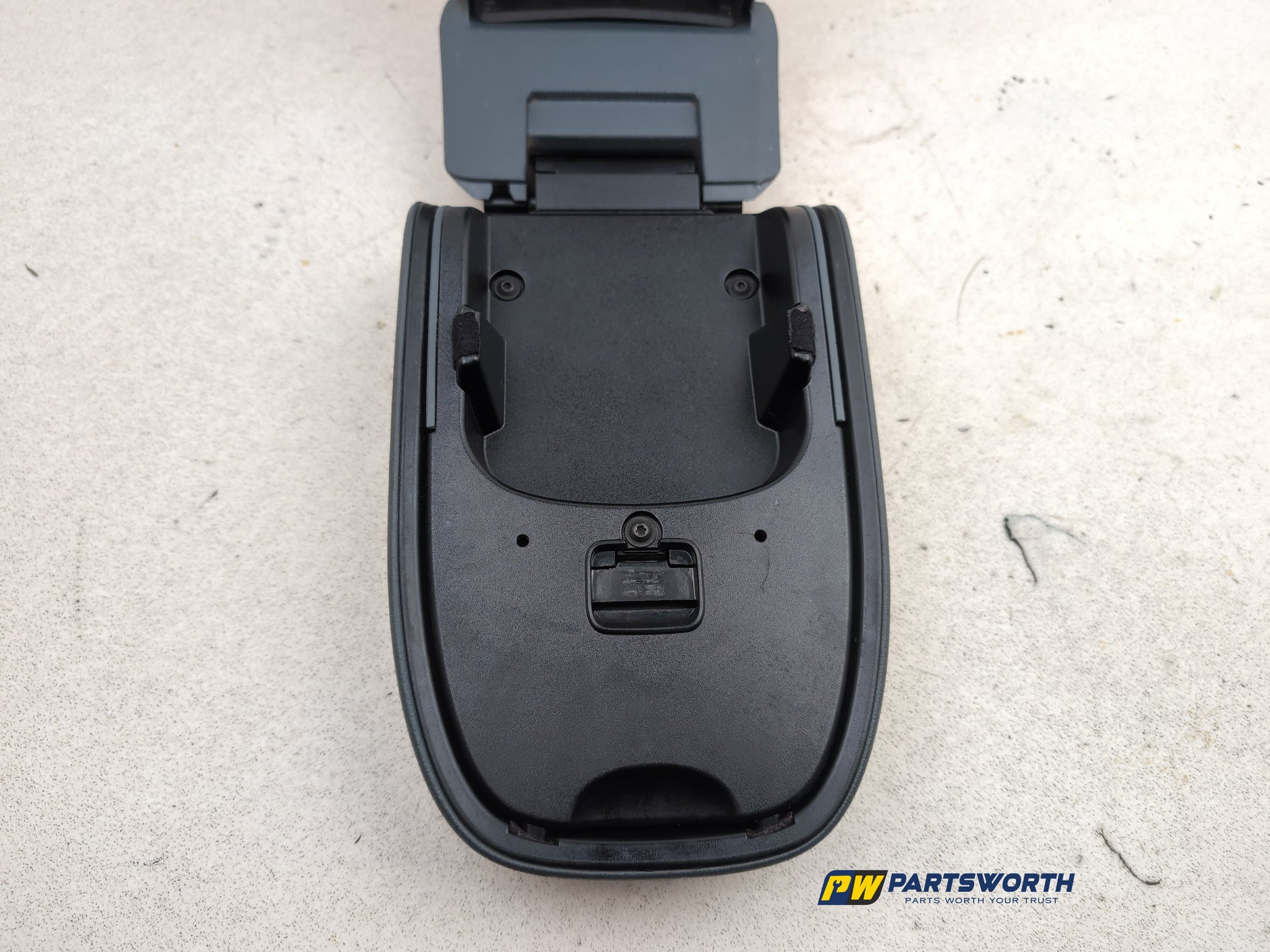 Centre Console Armrest 8