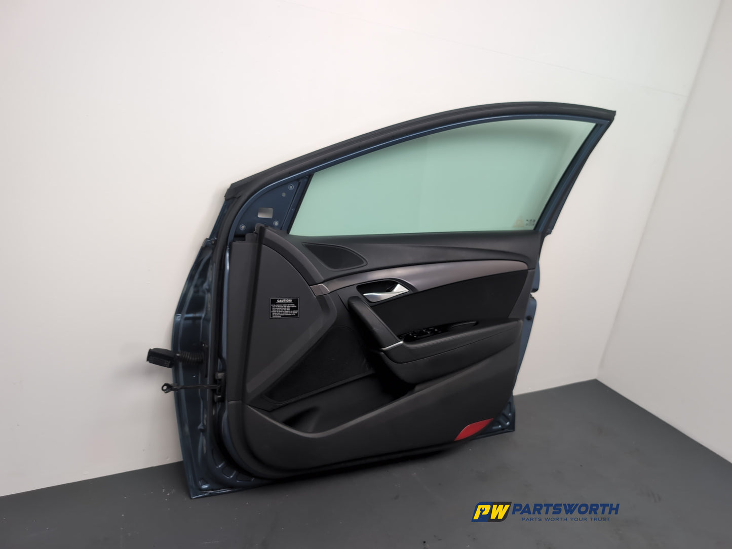 Door Front RH 8