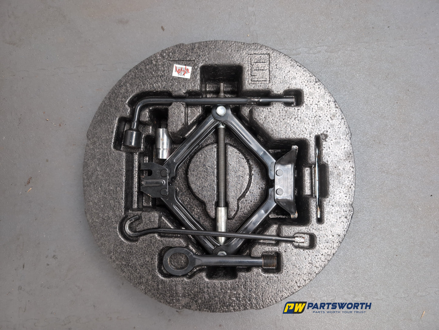 Space Saver Spare Wheel and Tool Kit  8