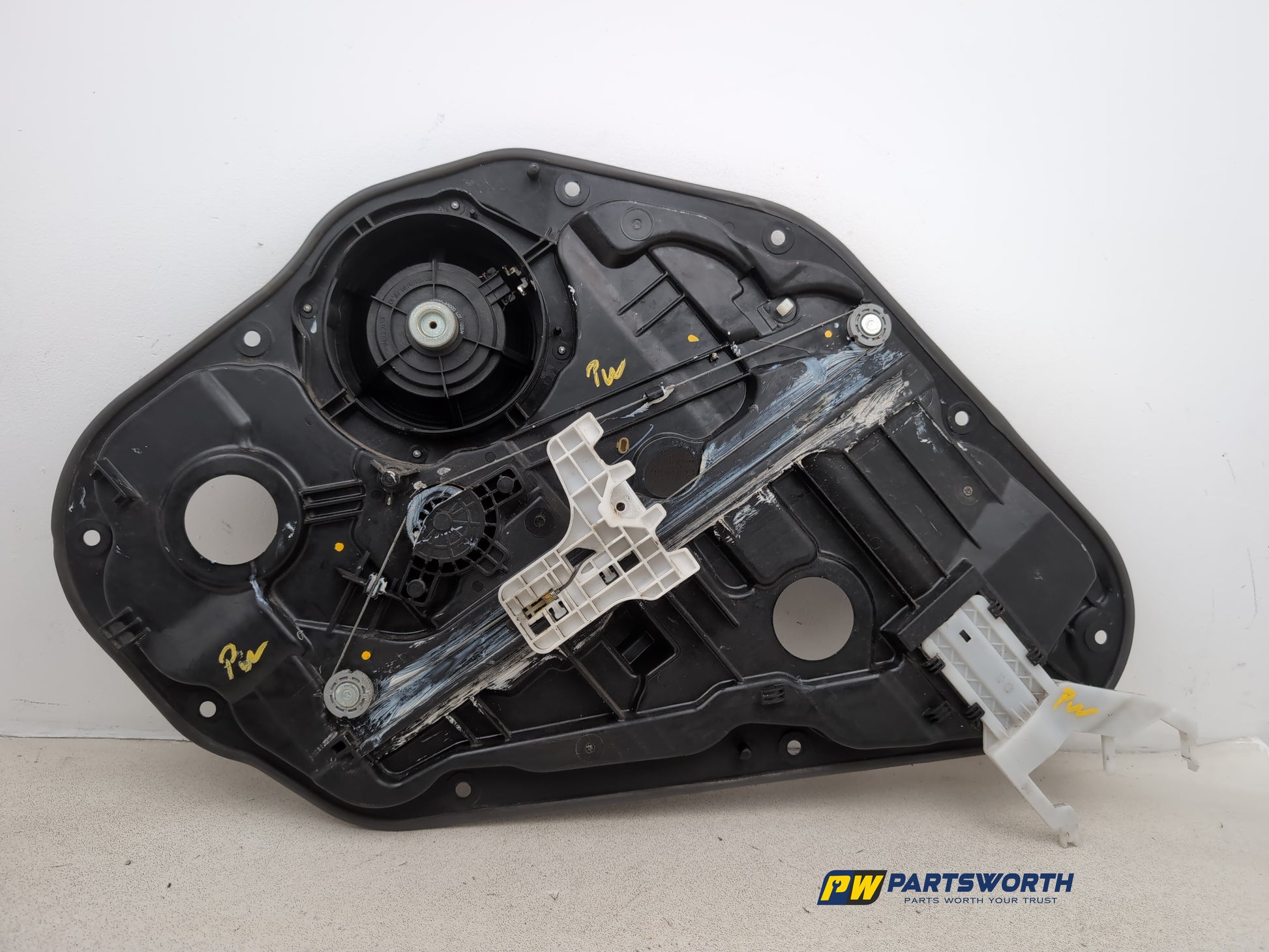 Door Rear Window Regulator LH 8
