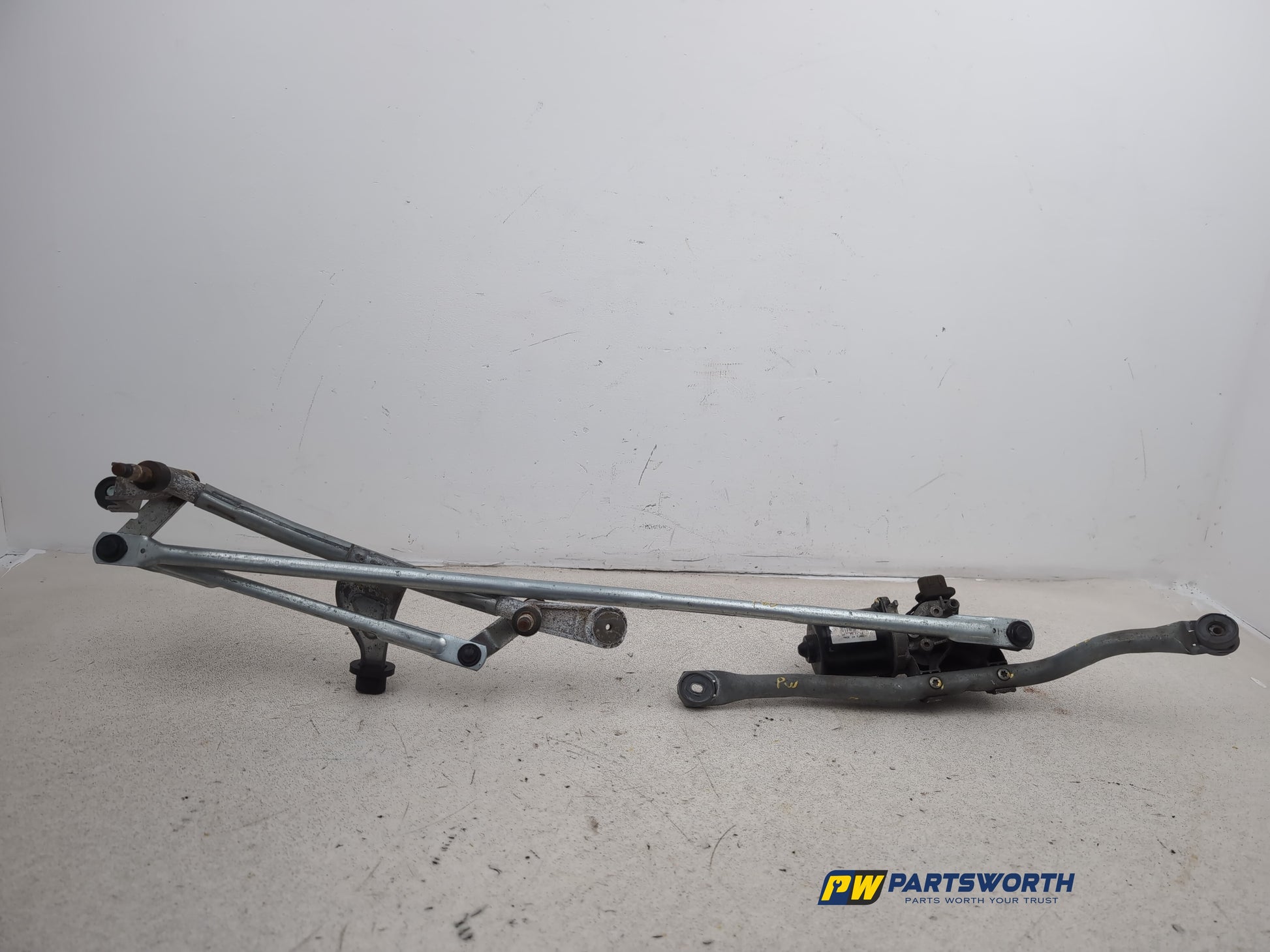 Front Wiper Motor & Mechanism / Linkage 15