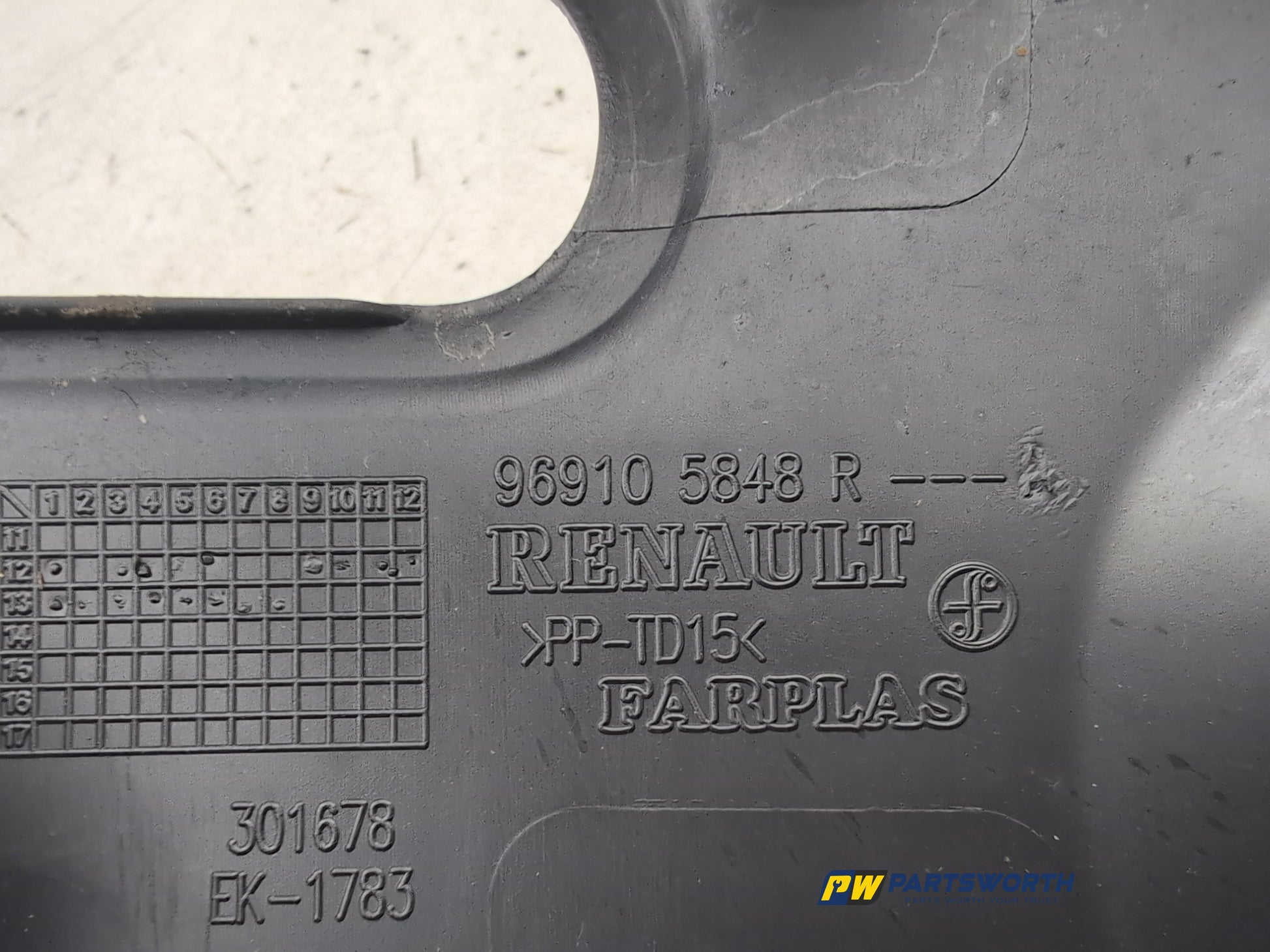 Centre Console Cup Holder 8