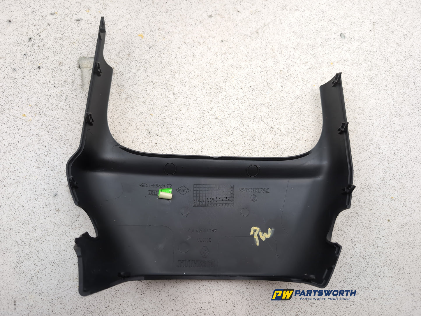 Steering Column Shroud Upper and Lower 15