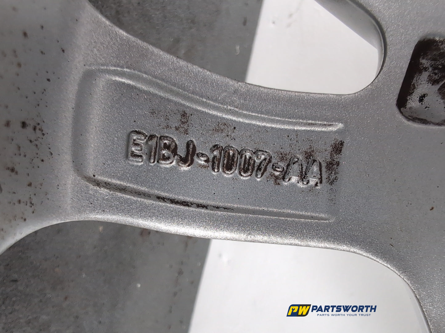 Wheel Road Alloy 16