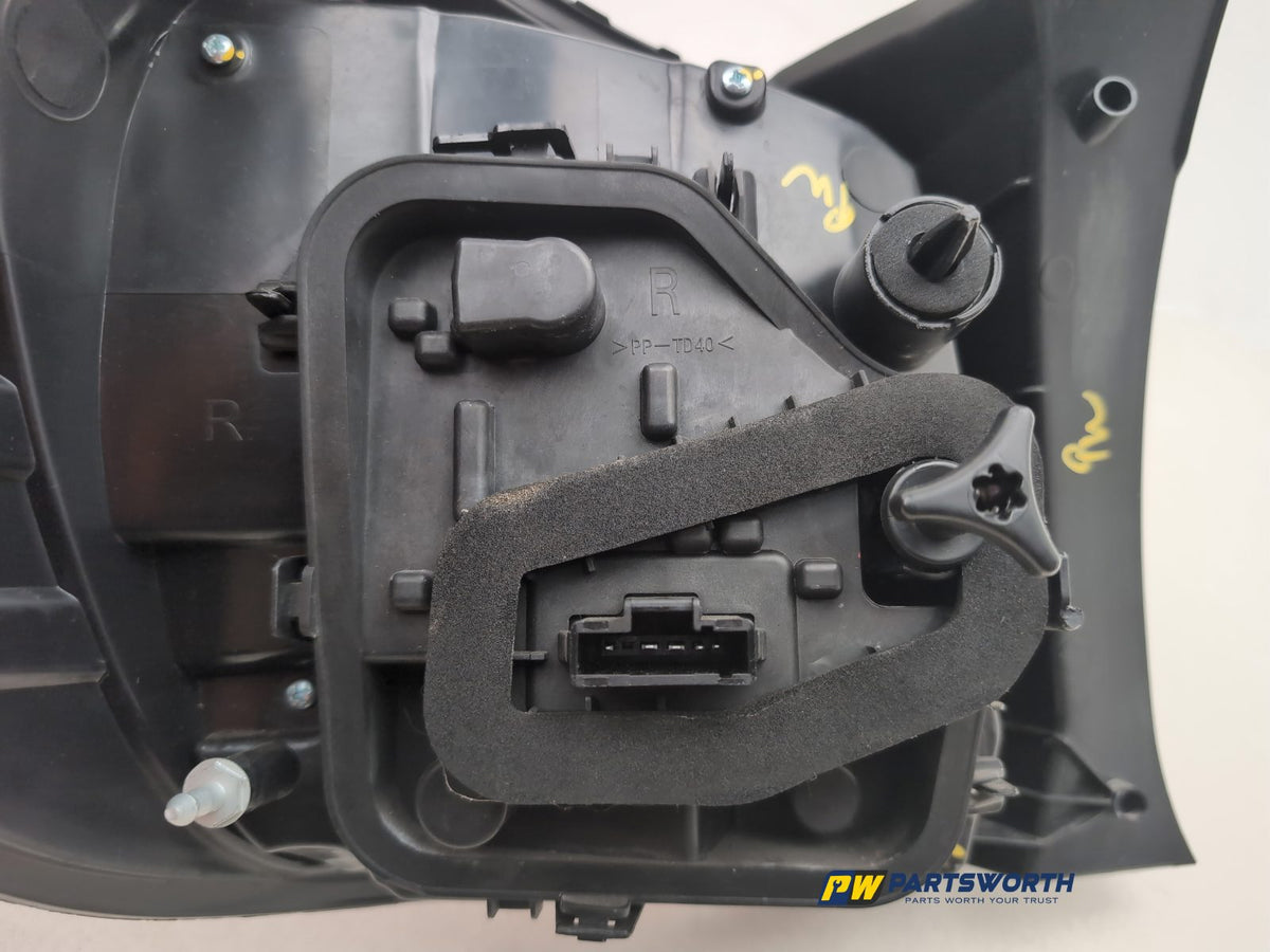 Lamp Assembly Rear RH 8