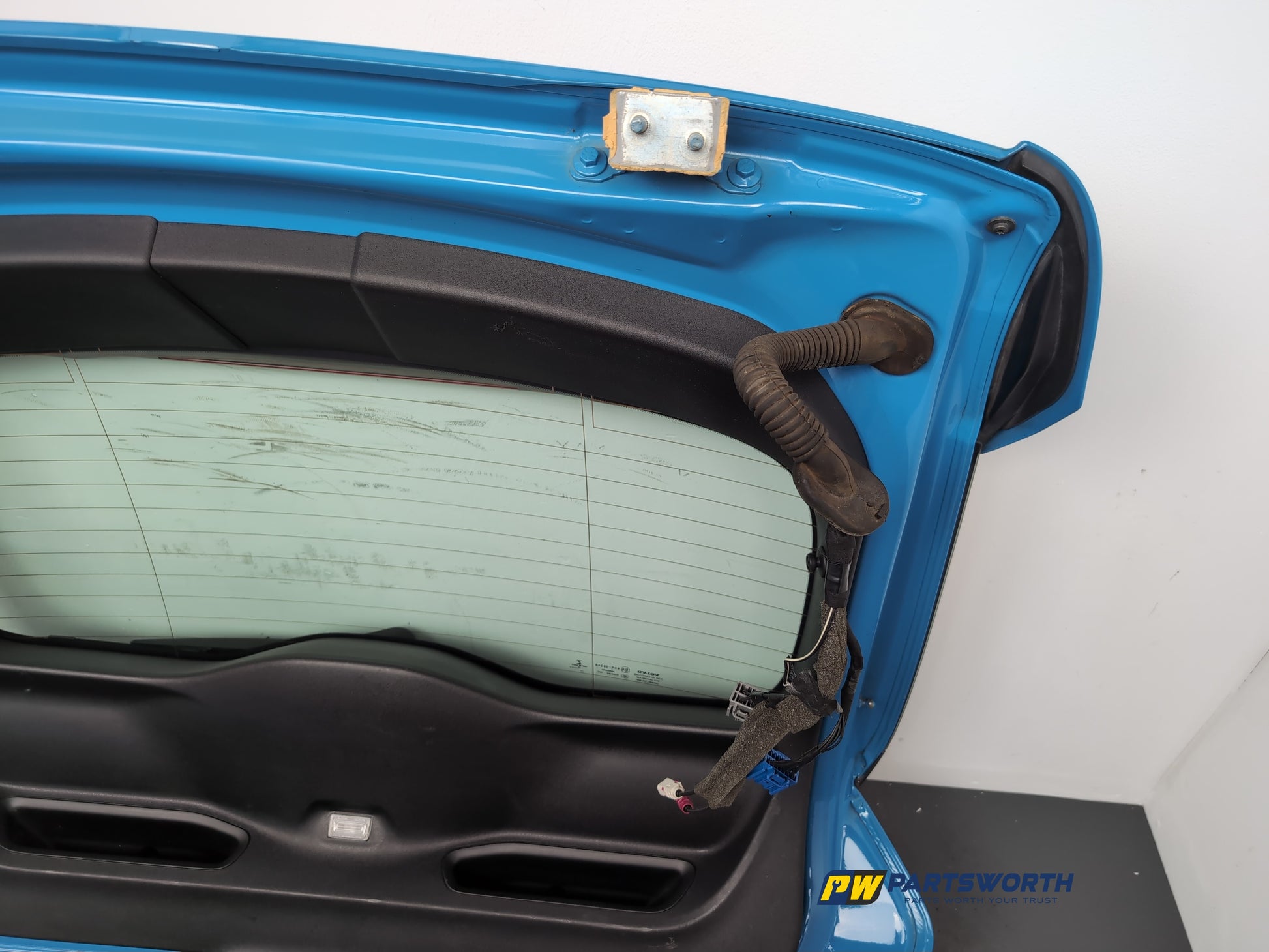 Boot Lid 15