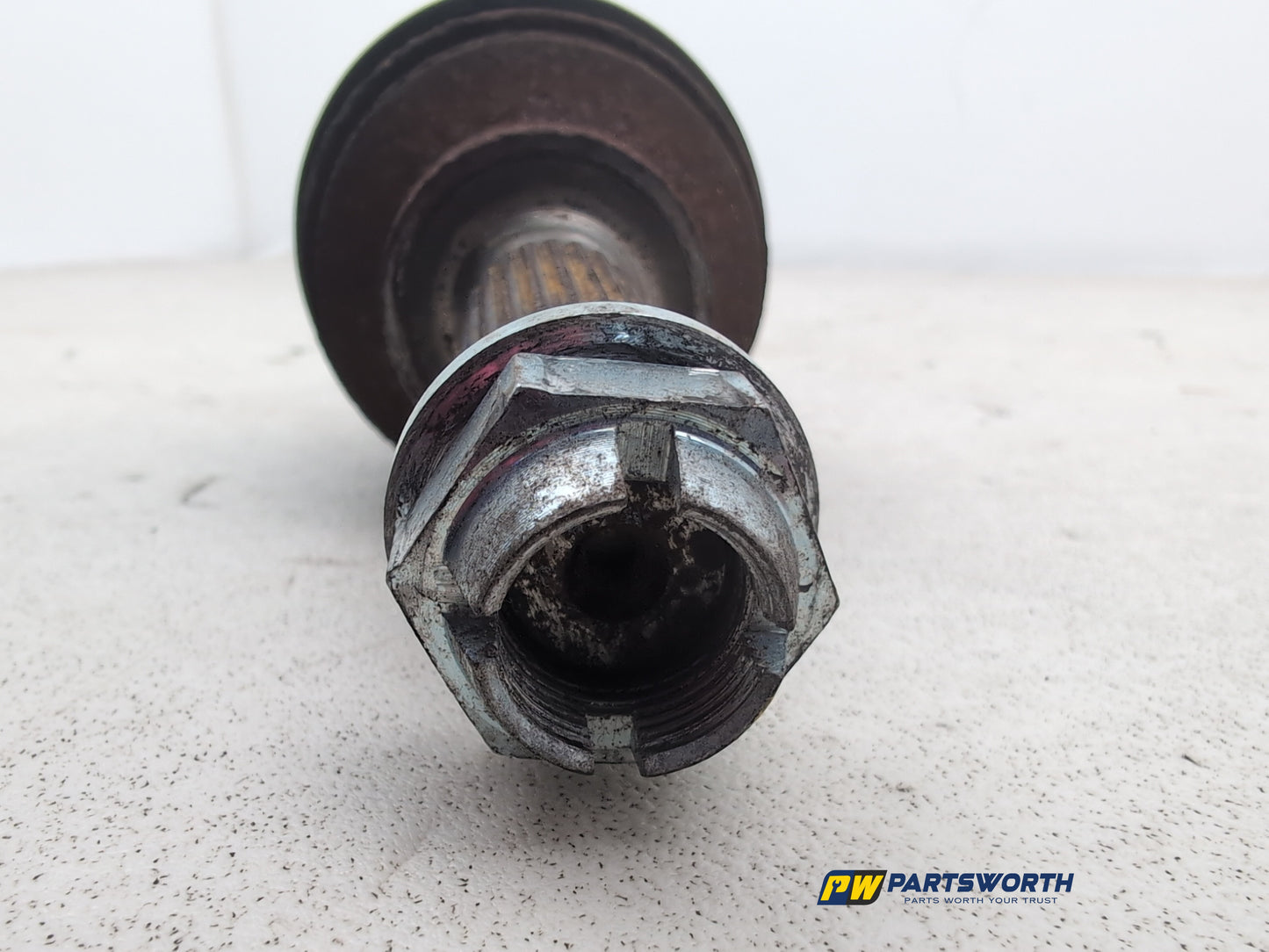 Driveshaft Front RH 16