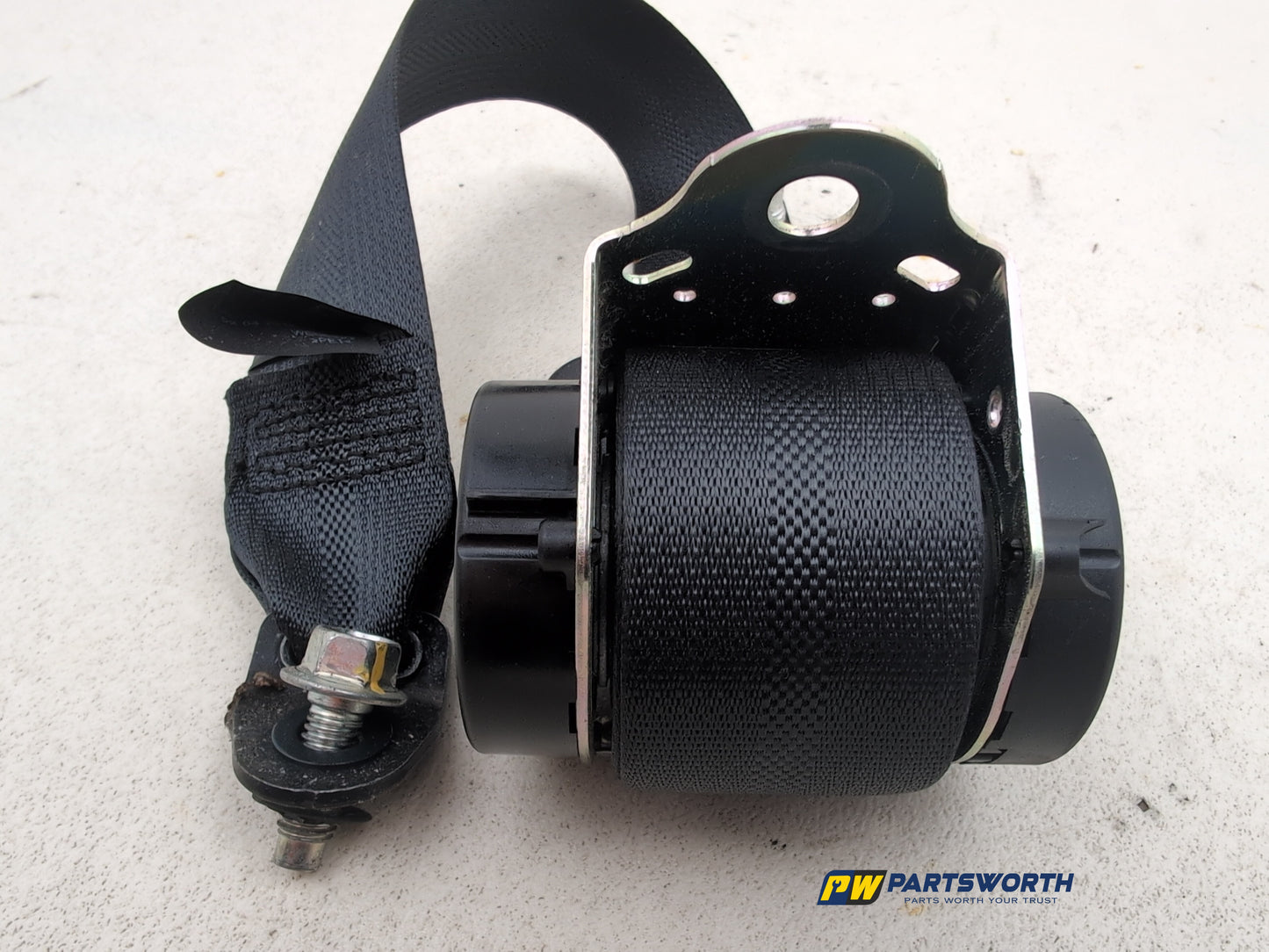 Seat Belt Rear LH 16