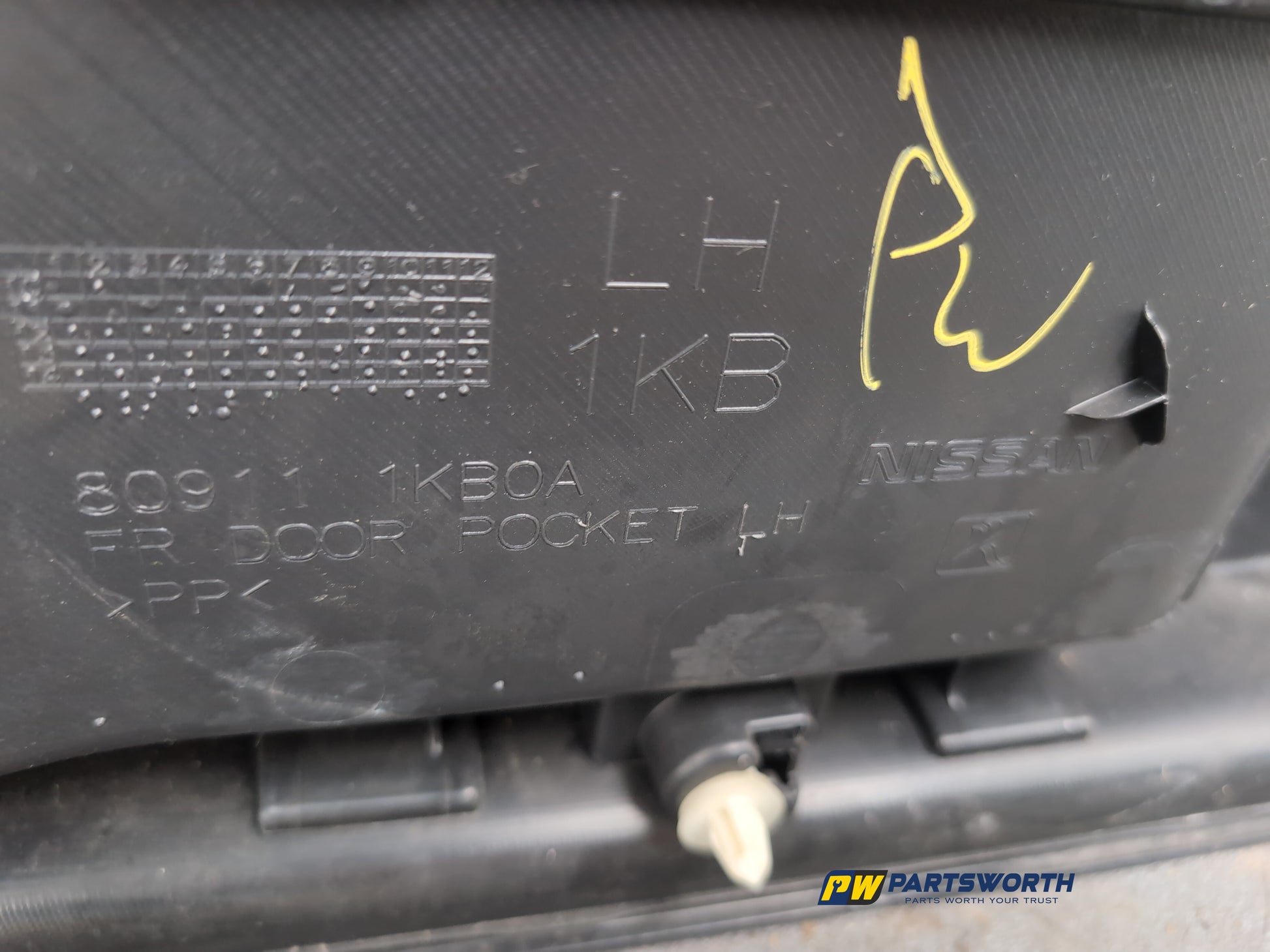 Front Left Door Card 16