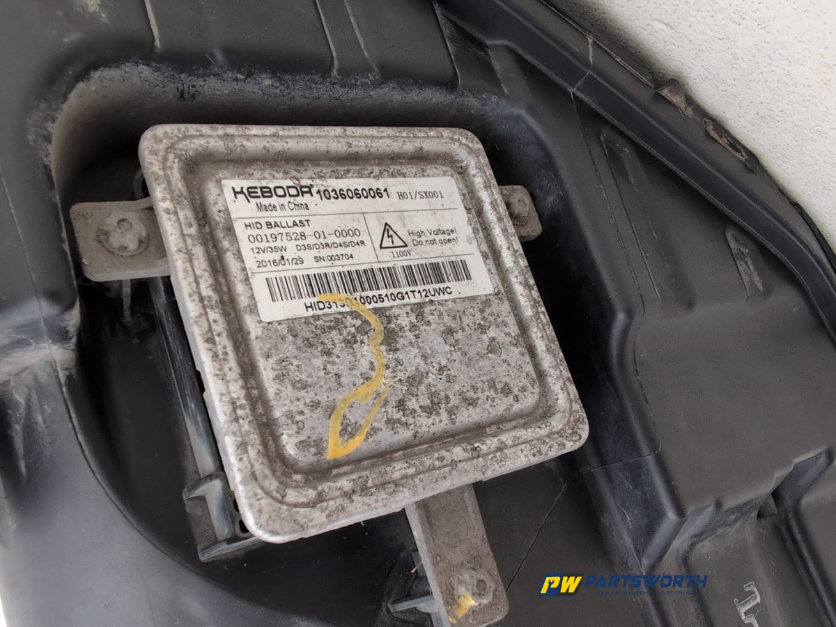 Headlamp LH 8