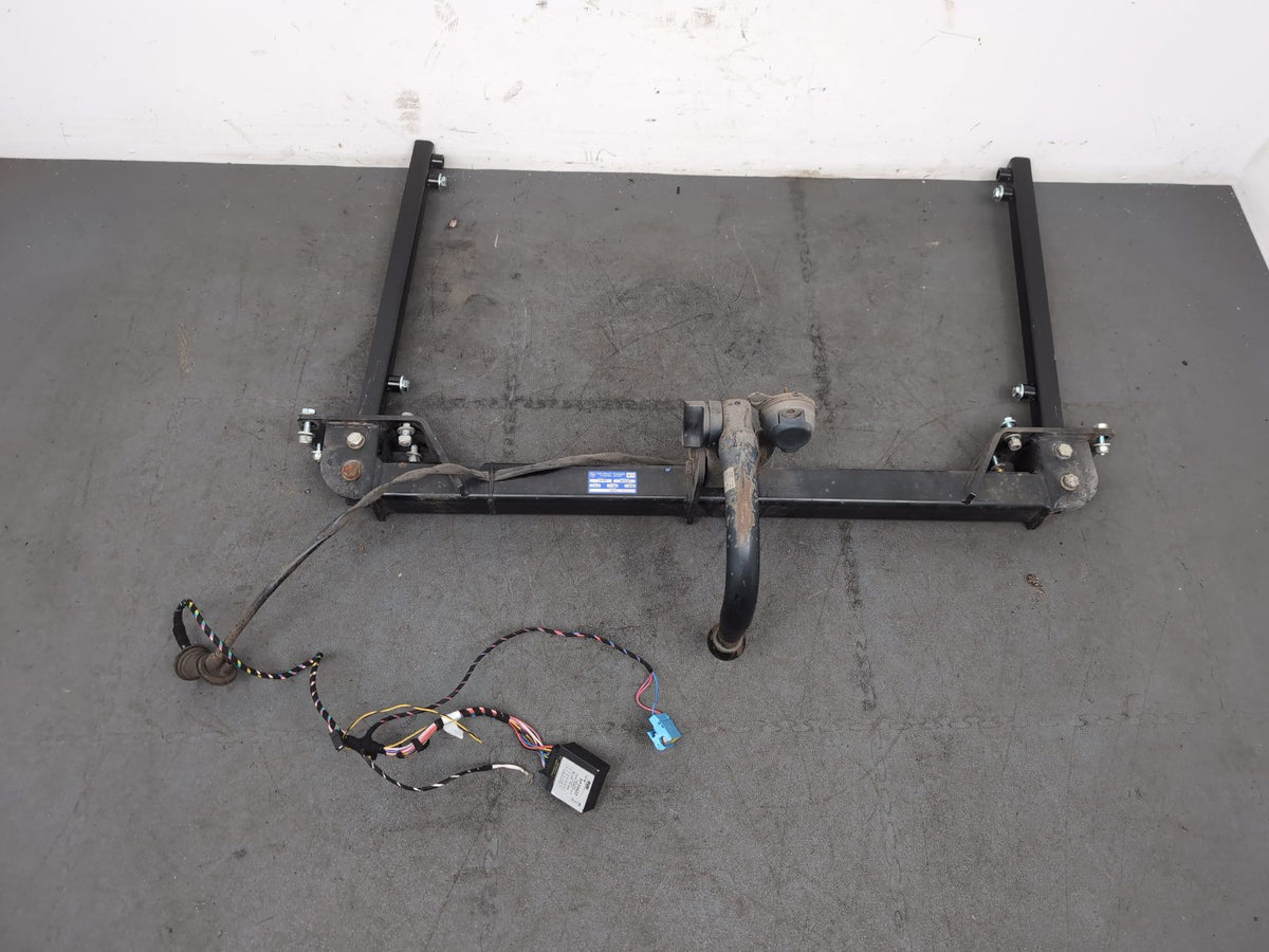 Tow Bar 8