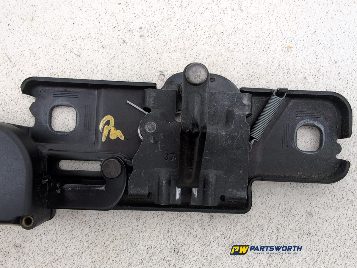 Tailgate Lock 8