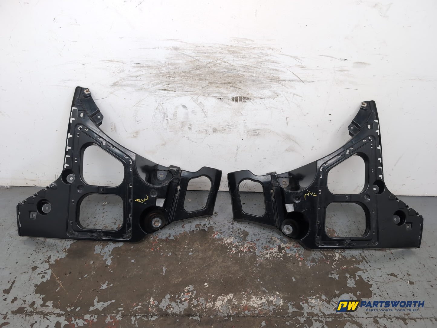Bumper Rear Bracket LH 9
