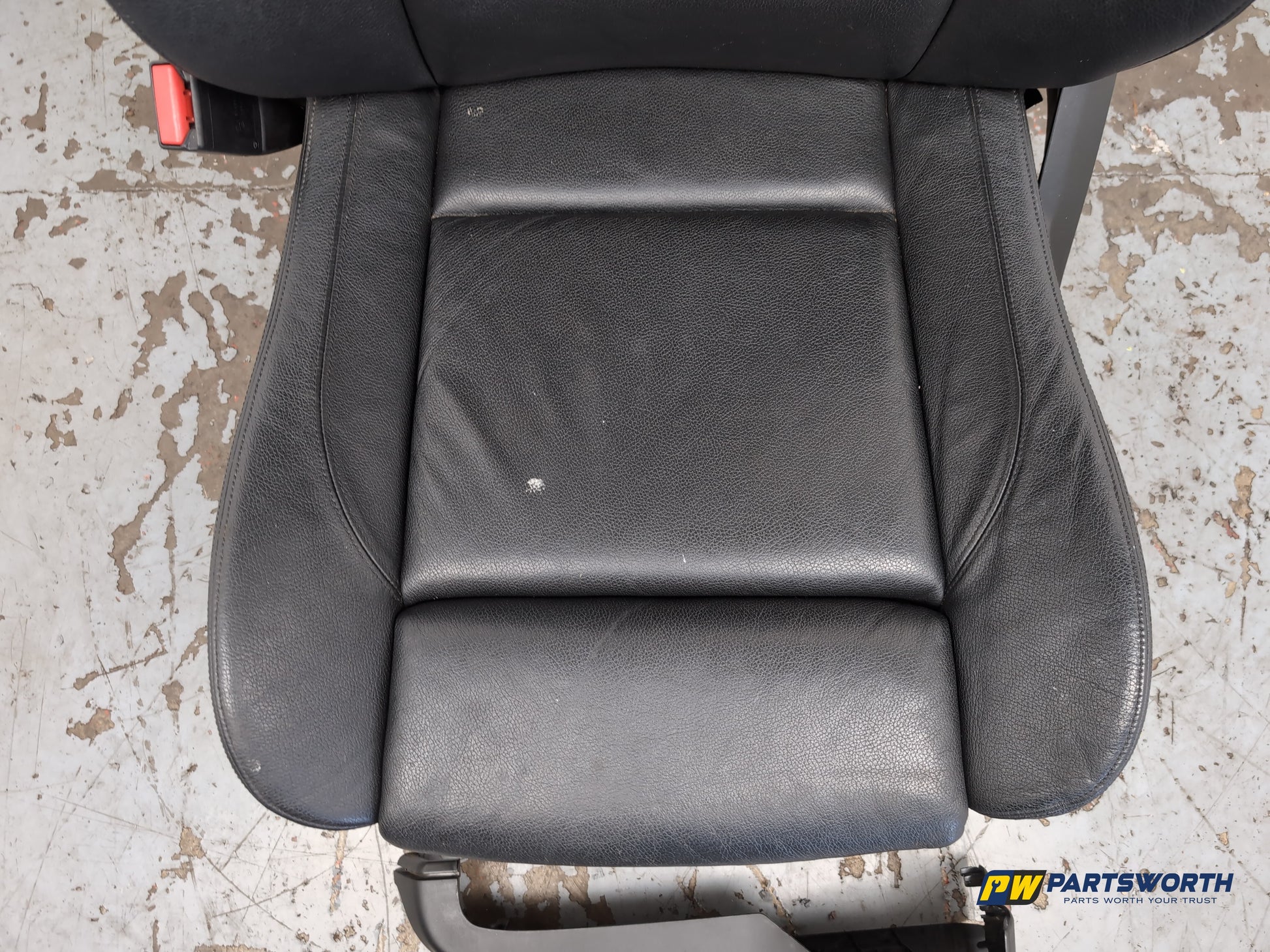 Seat Front LH 7