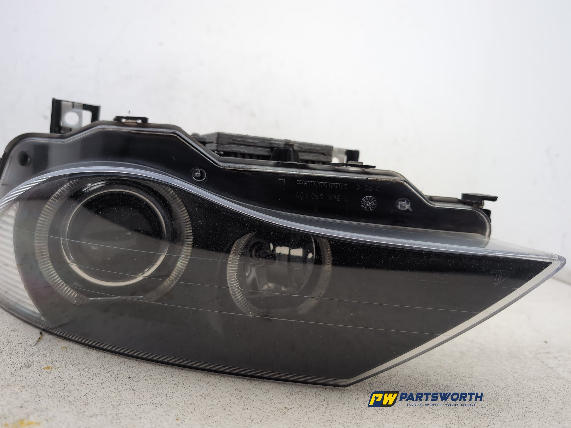 Headlamp LH 9