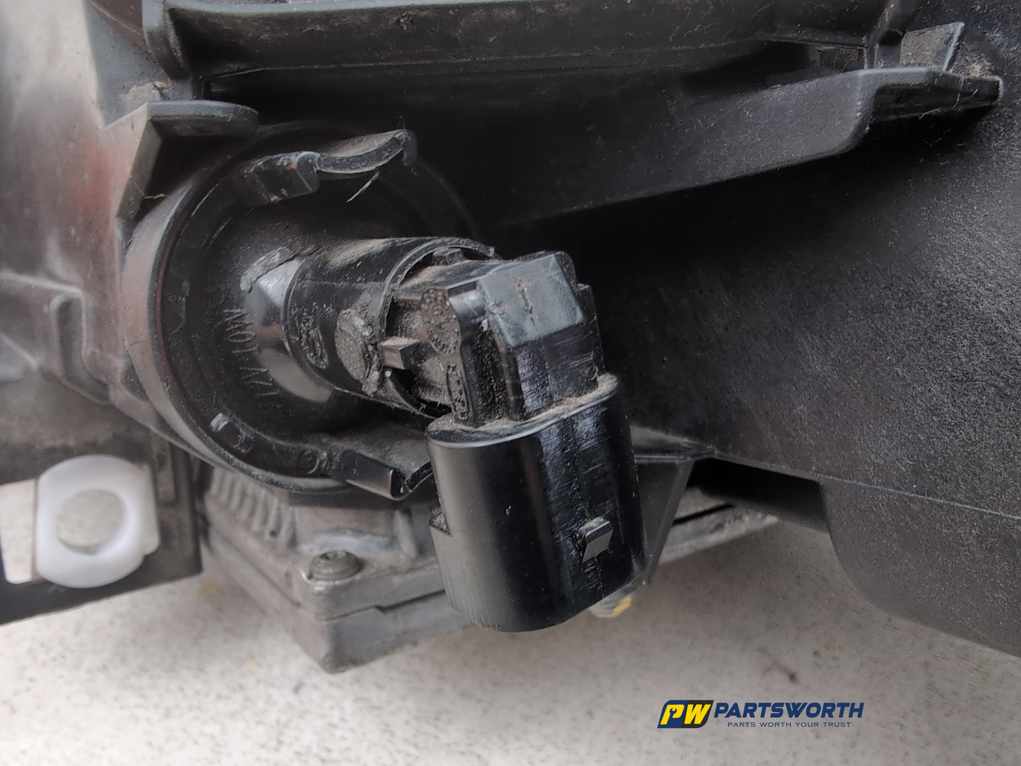 Headlamp RH 9