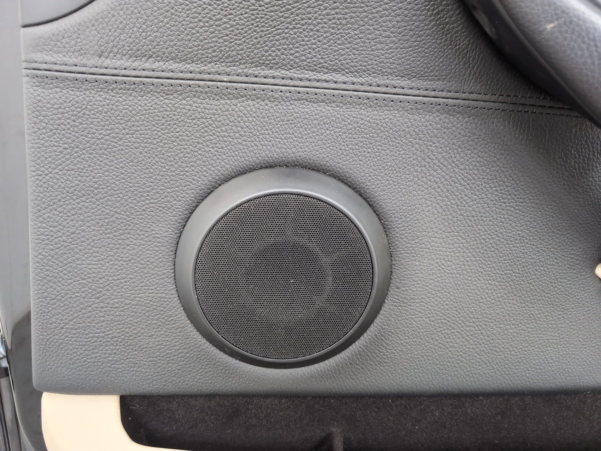 Door Front RH 9