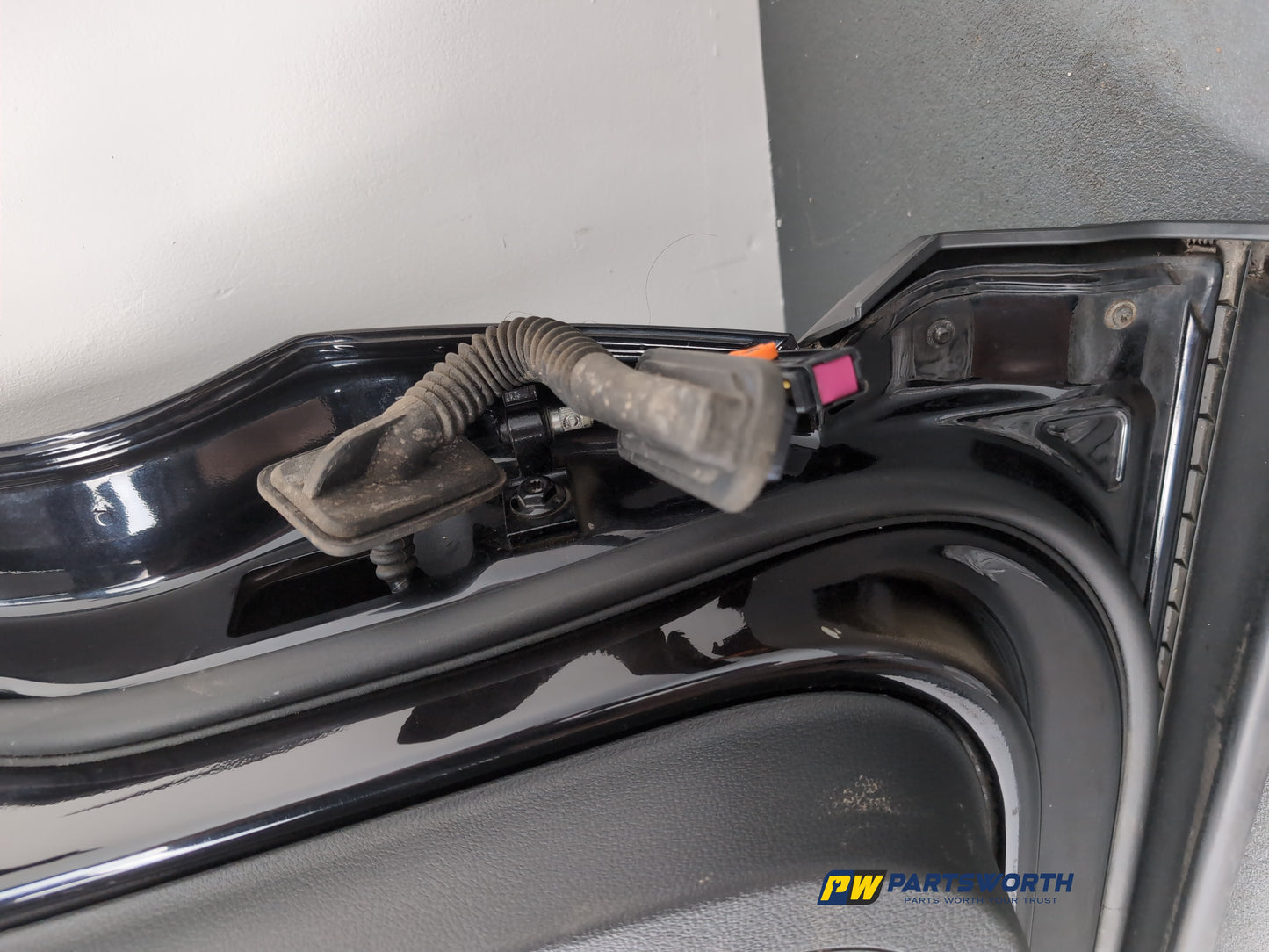 Door Rear LH 14