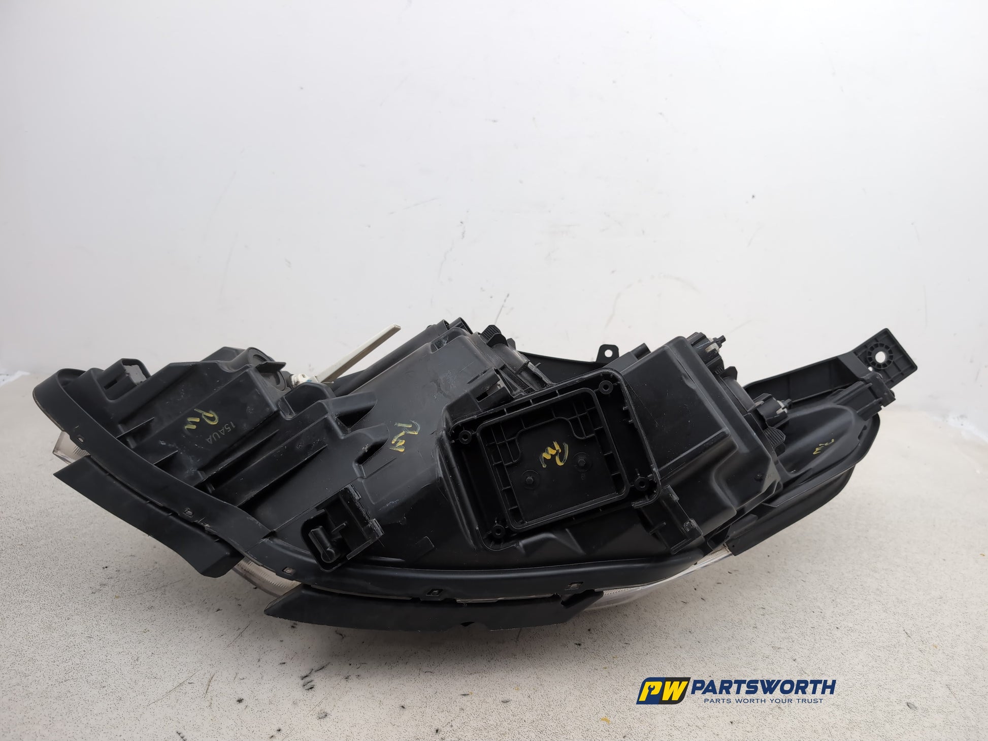 Headlamp RH 18