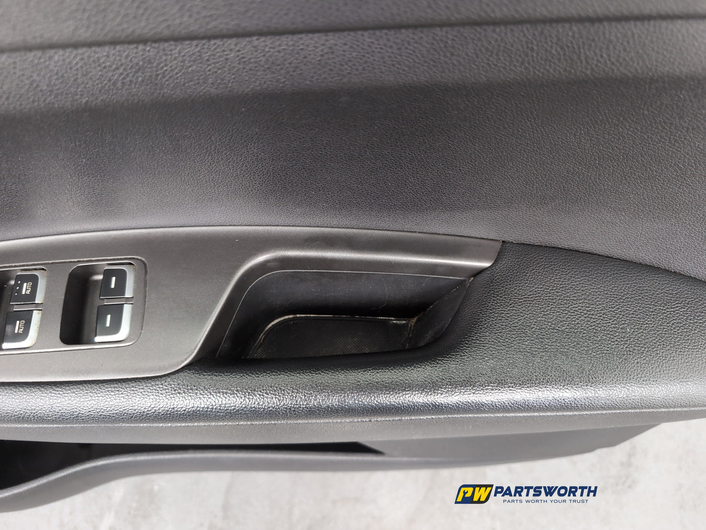 Door Front RH 17